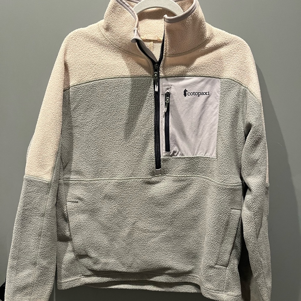 Cotopaxi half zip